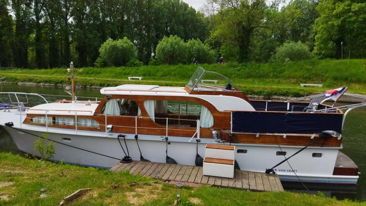 Отель Sealov Eaucourt-sur-Somme Экстерьер фото